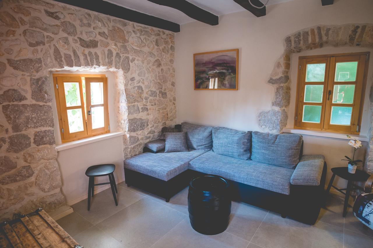 Holiday Home Jela Dobrinj Ngoại thất bức ảnh