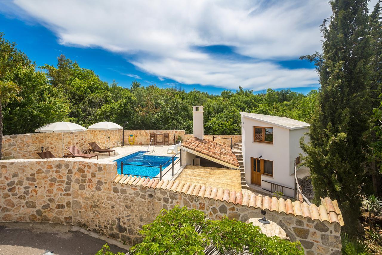 Holiday Home Jela Dobrinj Ngoại thất bức ảnh