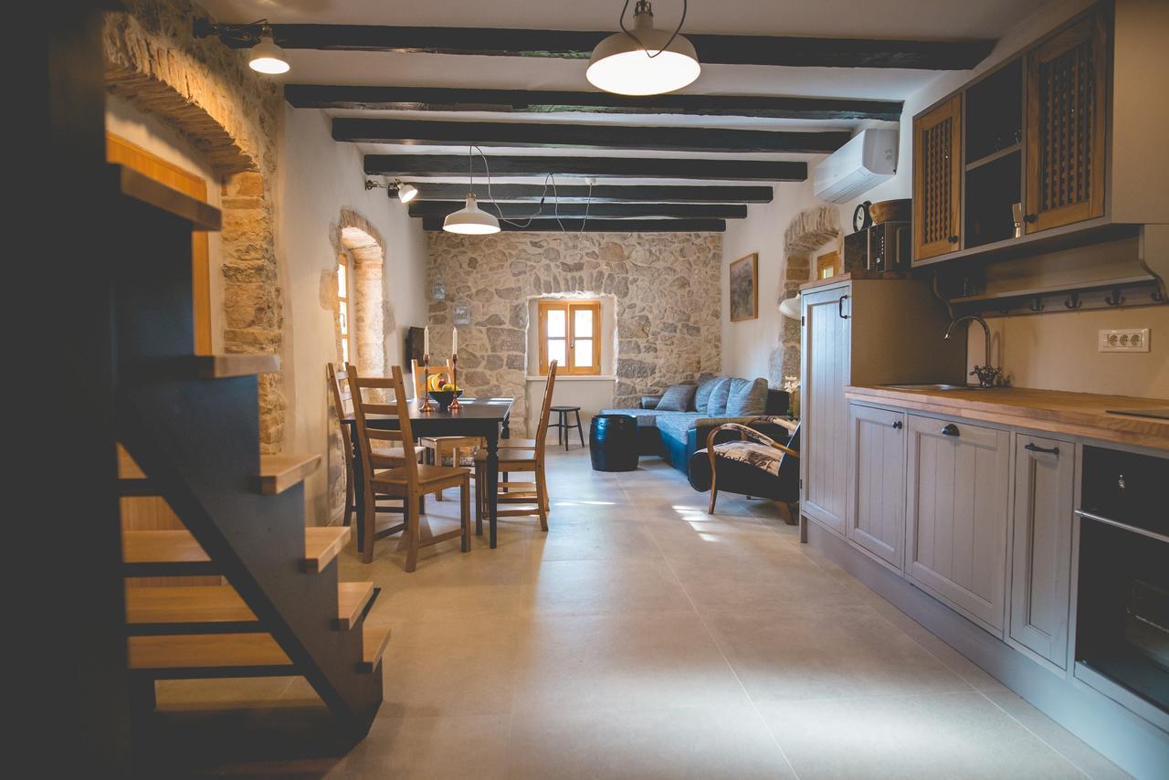 Holiday Home Jela Dobrinj Ngoại thất bức ảnh