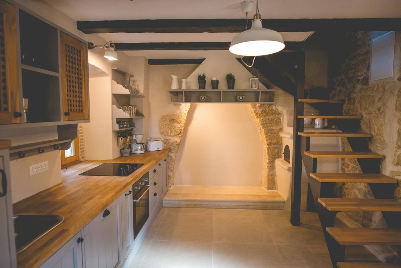 Holiday Home Jela Dobrinj Ngoại thất bức ảnh