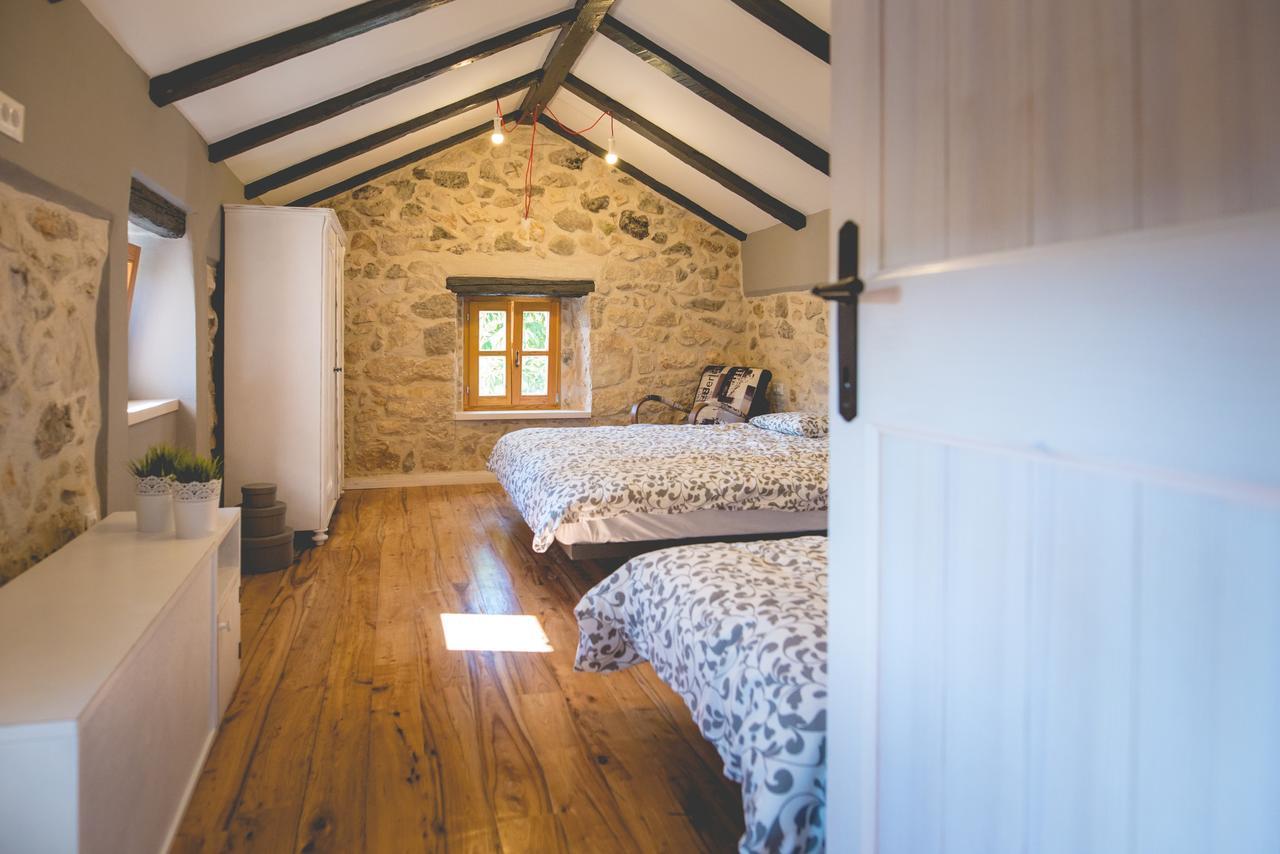 Holiday Home Jela Dobrinj Ngoại thất bức ảnh