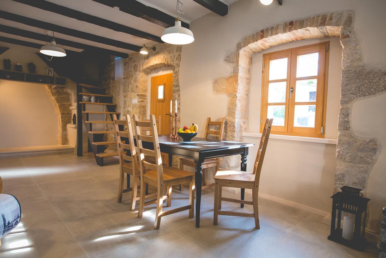 Holiday Home Jela Dobrinj Ngoại thất bức ảnh
